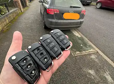 Land Rover Keys Bradford